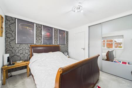 6 bedroom Detached house for sale in Huntsman Close, Goxhill, North Lincolnshire, DN19