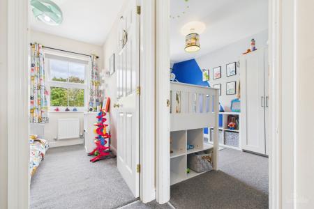 3 bedroom Semi-detached house for sale in Nightingale Close, Barton-upon-Humber, North Lincolnshire, DN18