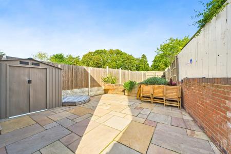 3 bedroom Semi-detached house for sale in Nightingale Close, Barton-upon-Humber, North Lincolnshire, DN18