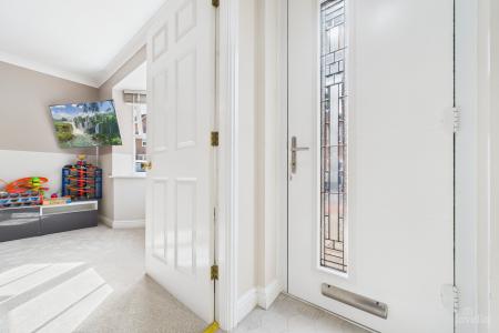 3 bedroom Semi-detached house for sale in Nightingale Close, Barton-upon-Humber, North Lincolnshire, DN18