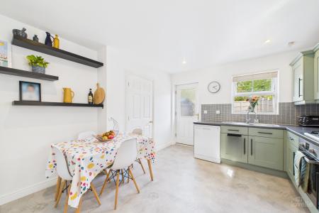 3 bedroom Semi-detached house for sale in Nightingale Close, Barton-upon-Humber, North Lincolnshire, DN18