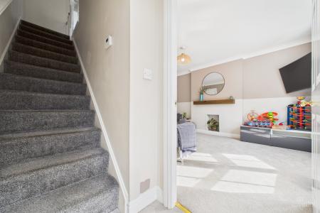 3 bedroom Semi-detached house for sale in Nightingale Close, Barton-upon-Humber, North Lincolnshire, DN18