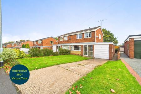 3 bedroom Semi-detached house for sale in Lodge Avenue, Barton-upon-Humber, North Lincolnshire, DN18