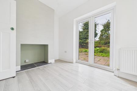 3 bedroom Detached bungalow for sale in Sluice Road, South Ferriby, North Lincolnshire, DN18