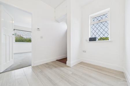 3 bedroom Detached bungalow for sale in Sluice Road, South Ferriby, North Lincolnshire, DN18