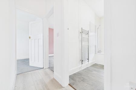 3 bedroom Detached bungalow for sale in Sluice Road, South Ferriby, North Lincolnshire, DN18