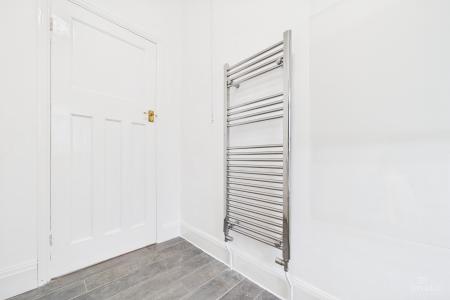 3 bedroom Detached bungalow for sale in Sluice Road, South Ferriby, North Lincolnshire, DN18