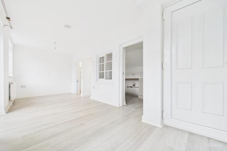 3 bedroom Detached bungalow for sale in Sluice Road, South Ferriby, North Lincolnshire, DN18