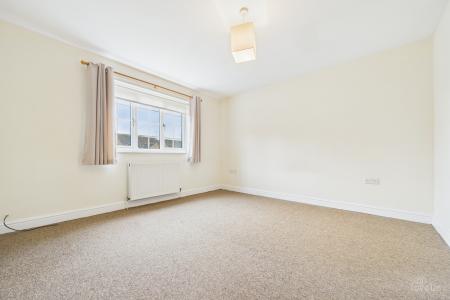 4 bedroom Detached house for sale in Hallam Close, Barrow-upon-Humber, North Lincolnshire, DN19