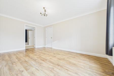 4 bedroom Detached house for sale in Hallam Close, Barrow-upon-Humber, North Lincolnshire, DN19