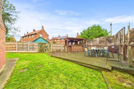 4 bedroom Detached house for sale in Hallam Close, Barrow-upon-Humber, North Lincolnshire, DN19