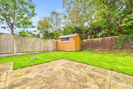 4 bedroom Detached house for sale in Hallam Close, Barrow-upon-Humber, North Lincolnshire, DN19