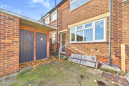 3 bedroom End of terrace house for sale in Tofts Road, Barton-upon-Humber, North Lincolnshire, DN18