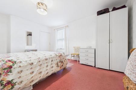 2 bedroom End of terrace house for sale in Butts Road, Barton-upon-Humber, North Lincolnshire, DN18