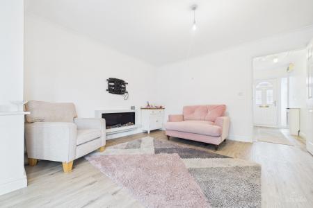 2 bedroom Detached bungalow for sale in Bramley Close, Barton-upon-Humber, North Lincolnshire, DN18