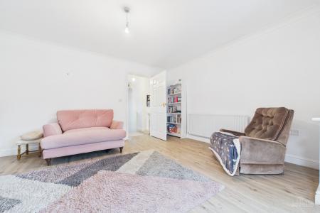 2 bedroom Detached bungalow for sale in Bramley Close, Barton-upon-Humber, North Lincolnshire, DN18