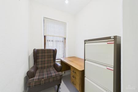 5 bedroom Detached house for sale in Newport, Barton-upon-Humber, North Lincolnshire, DN18