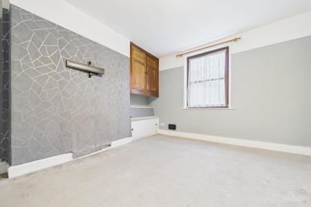 5 bedroom Detached house for sale in Newport, Barton-upon-Humber, North Lincolnshire, DN18