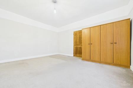 5 bedroom Detached house for sale in Newport, Barton-upon-Humber, North Lincolnshire, DN18