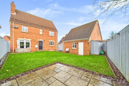 4 bedroom Detached house for sale in Briar Court, Goxhill, North Lincolnshire, DN19