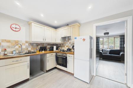 2 bedroom Semi-detached house for sale in Saddle Close, Goxhill, North Lincolnshire, DN19