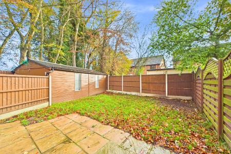 2 bedroom Semi-detached house for sale in Saddle Close, Goxhill, North Lincolnshire, DN19