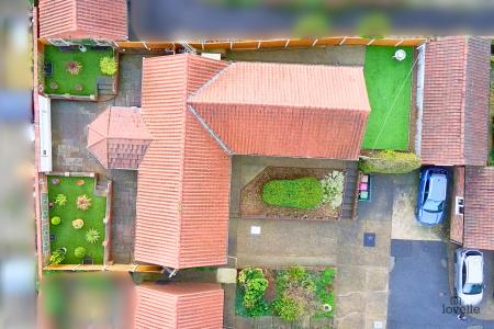 3 bedroom Detached bungalow for sale in Killicks Rise, Barton-upon-Humber, North Lincolnshire, DN18