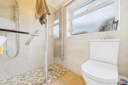 3 bedroom Detached bungalow for sale in Killicks Rise, Barton-upon-Humber, North Lincolnshire, DN18