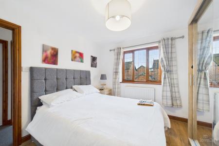 3 bedroom Semi-detached house for sale in Hawthorn Rise, Barrow-upon-Humber, North Lincolnshire, DN19