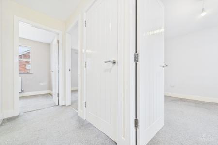 4 bedroom Semi-detached house for sale in Bayleaf Lane, Barton-upon-Humber, North Lincolnshire, DN18