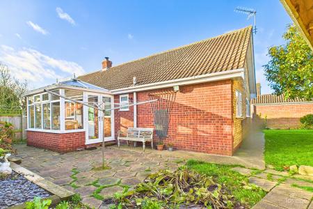 2 bedroom Detached bungalow for sale in Mill Lane, Goxhill, North Lincolnshire, DN19