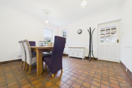 4 bedroom Semi-detached house for sale in Queen Street, Barton-upon-Humber, North Lincolnshire, DN18