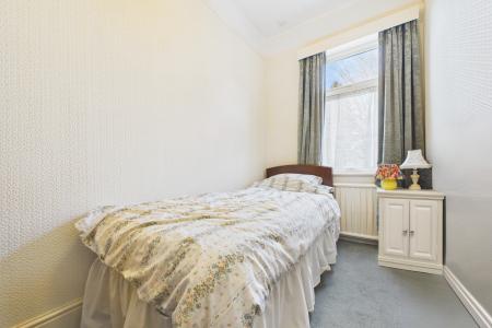 3 bedroom Semi-detached house for sale in Wold Road, Barrow-upon-Humber, North Lincolnshire, DN19