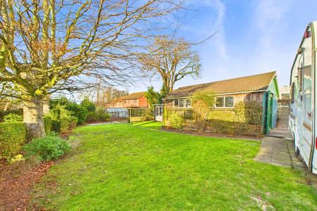 3 bedroom Semi-detached house for sale in Wold Road, Barrow-upon-Humber, North Lincolnshire, DN19