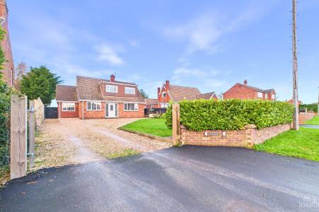 3 bedroom Detached house for sale in King Street, East Halton, North Lincolnshire, DN40