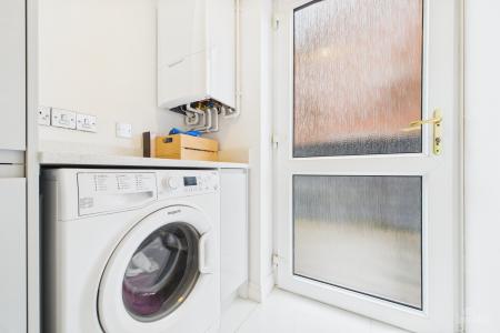 4 bedroom Detached house for sale in Riverbank Rise, Barton-upon-Humber, North Lincolnshire, DN18