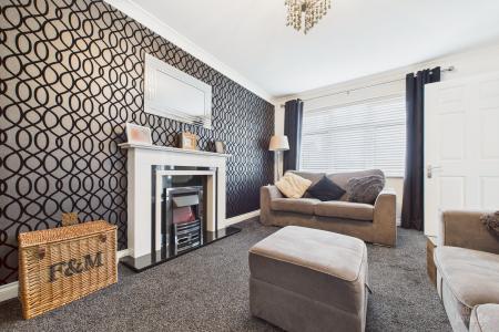 4 bedroom Detached house for sale in Riverbank Rise, Barton-upon-Humber, North Lincolnshire, DN18