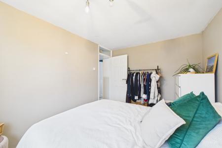 3 bedroom Semi-detached house for sale in Nursery Close, Barton-upon-Humber, North Lincolnshire, DN18