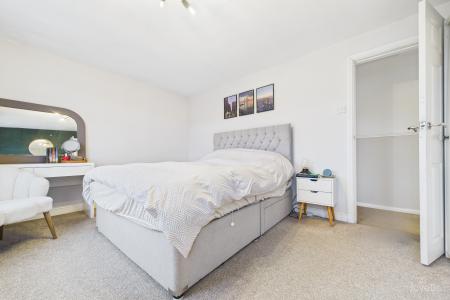 3 bedroom Semi-detached house for sale in Nursery Close, Barton-upon-Humber, North Lincolnshire, DN18