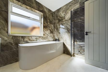 3 bedroom Detached bungalow for sale in Ferry Road, Goxhill, North Lincolnshire, DN19