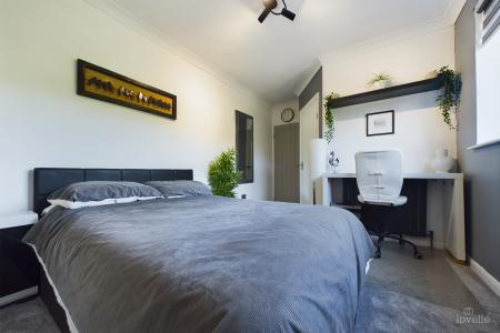 3 bedroom Detached bungalow for sale in Ferry Road, Goxhill, North Lincolnshire, DN19