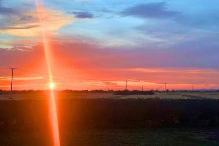 3 bedroom Detached bungalow for sale in Ferry Road, Goxhill, North Lincolnshire, DN19