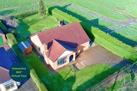 3 bedroom Detached bungalow for sale in Ferry Road, Goxhill, North Lincolnshire, DN19