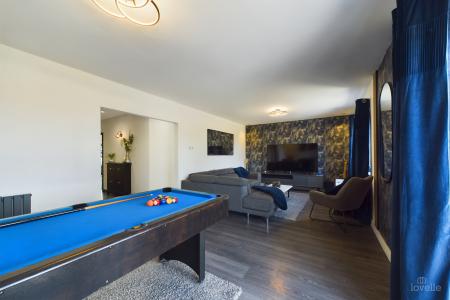 3 bedroom Detached bungalow for sale in Ferry Road, Goxhill, North Lincolnshire, DN19