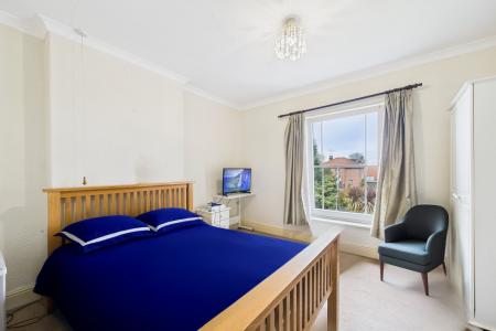 3 bedroom Semi-detached house for sale in Marsh Lane, Barton-upon-Humber, North Lincolnshire, DN18