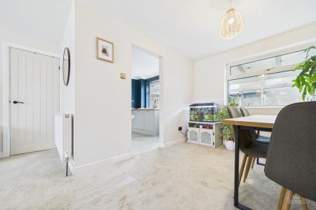 3 bedroom Semi-detached house for sale in Orchard Close, Barton-upon-Humber, North Lincolnshire, DN18
