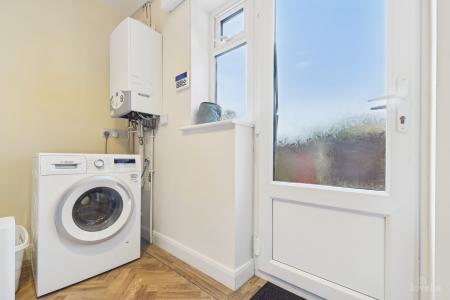 3 bedroom Semi-detached house for sale in The Square, Goxhill, North Lincolnshire, DN19