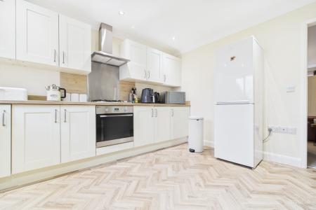 3 bedroom Semi-detached house for sale in The Square, Goxhill, North Lincolnshire, DN19