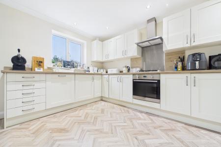 3 bedroom Semi-detached house for sale in The Square, Goxhill, North Lincolnshire, DN19