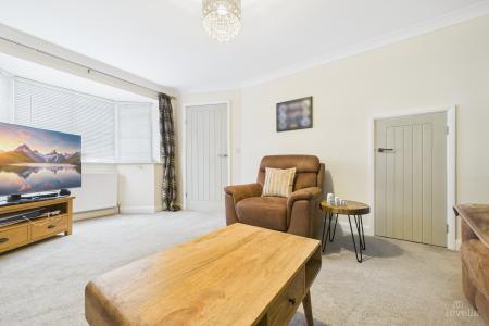 3 bedroom Semi-detached house for sale in The Square, Goxhill, North Lincolnshire, DN19